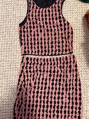 SHEIN Black and Pink Lace Overlay Two-Piece Skirt Set